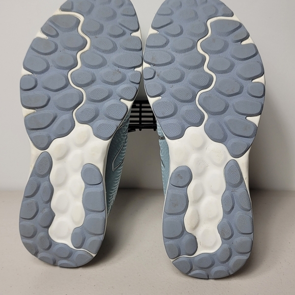 WOMENS NEW BALANCE V8 520(W520LN8)ICE BLUE RUNNING SHOES US WOMENS SIZE 9.5W - Picture 11 of 12